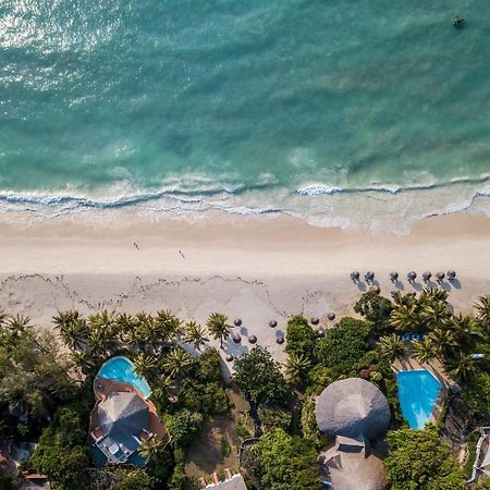 Diamonds Leisure Beach & Golf Resort Diani Beach Ngoại thất bức ảnh Aerial view of the beach