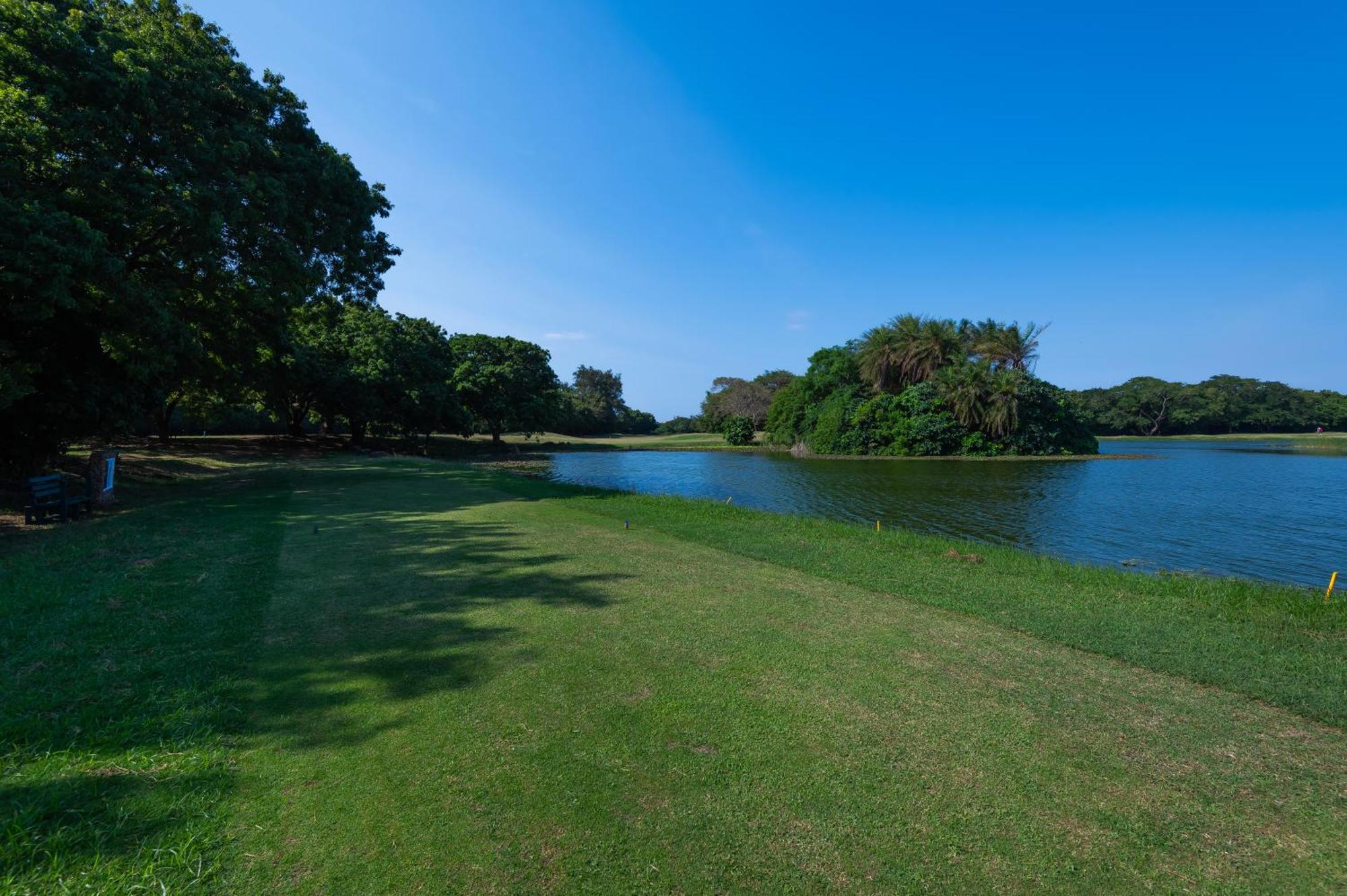 Diamonds Leisure Beach & Golf Resort Diani Beach Ngoại thất bức ảnh View of the lake