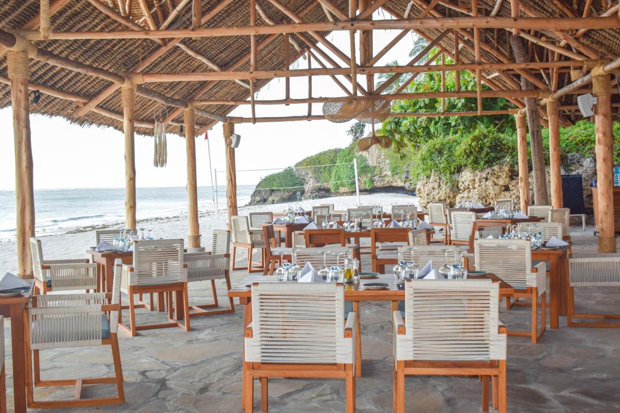 Diamonds Leisure Beach & Golf Resort Diani Beach Ngoại thất bức ảnh